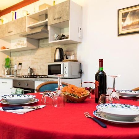 Apartman Maya Mali Lošinj Exterior foto